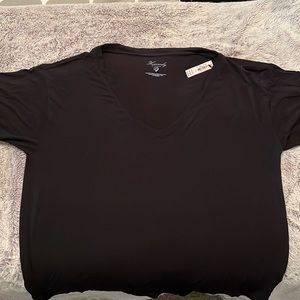 Heavenly by Victoria black t-shirt, size L